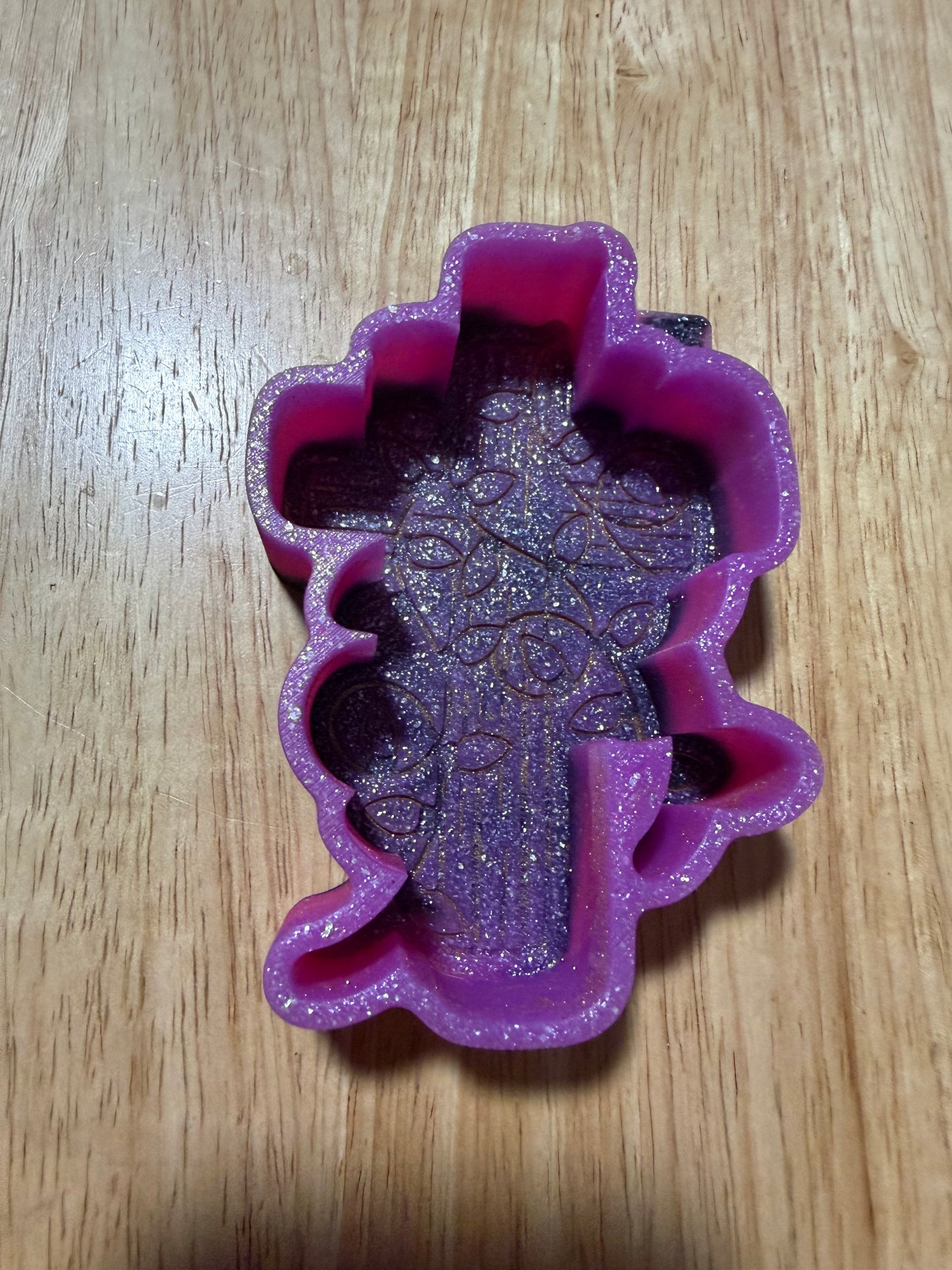 Raemade Cross with Lights
