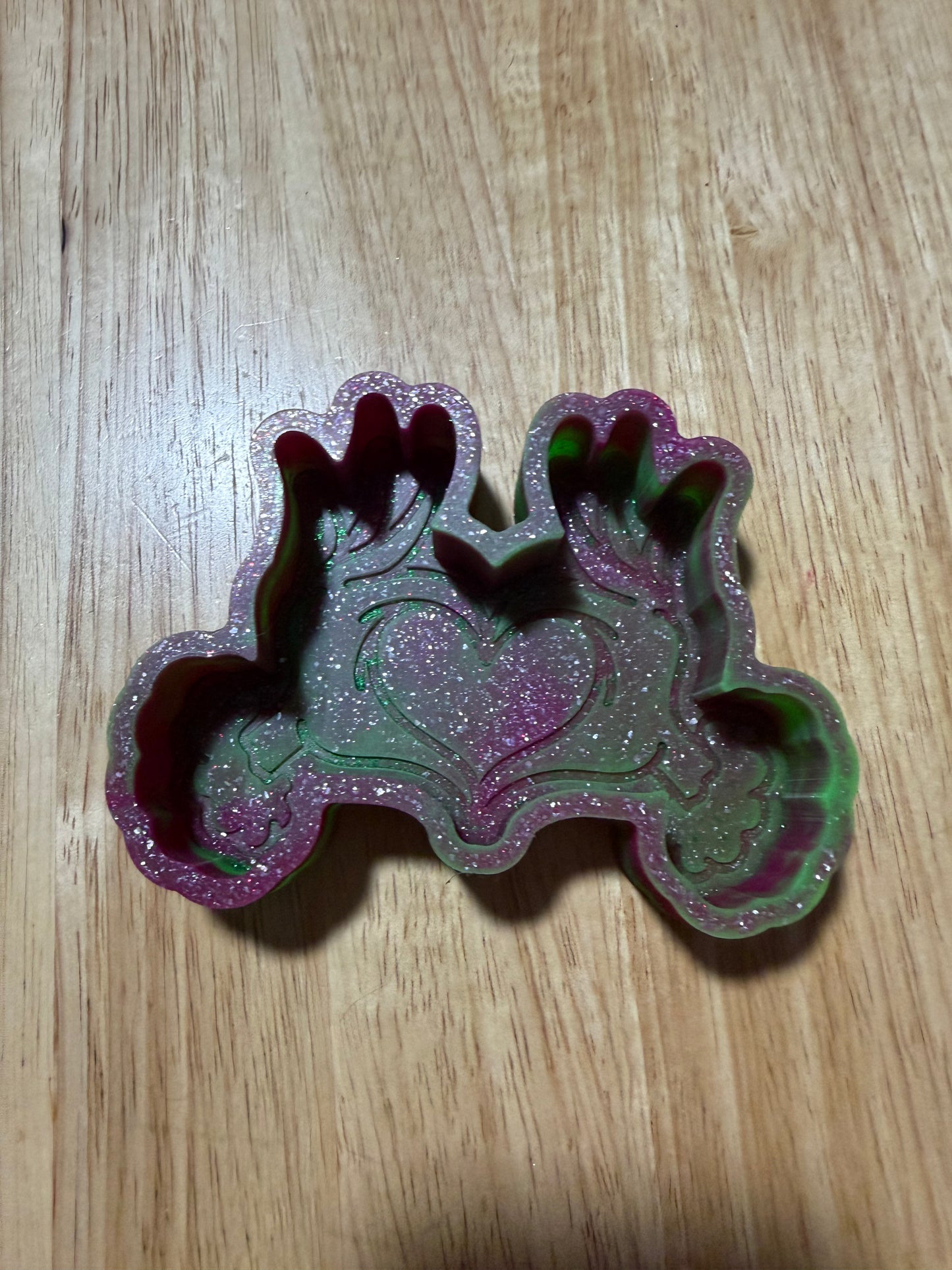 Red River Mold Co Green man heart hands